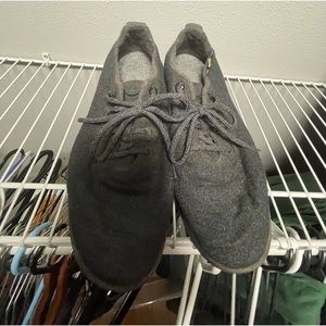 ALLBIRDS wool shoes